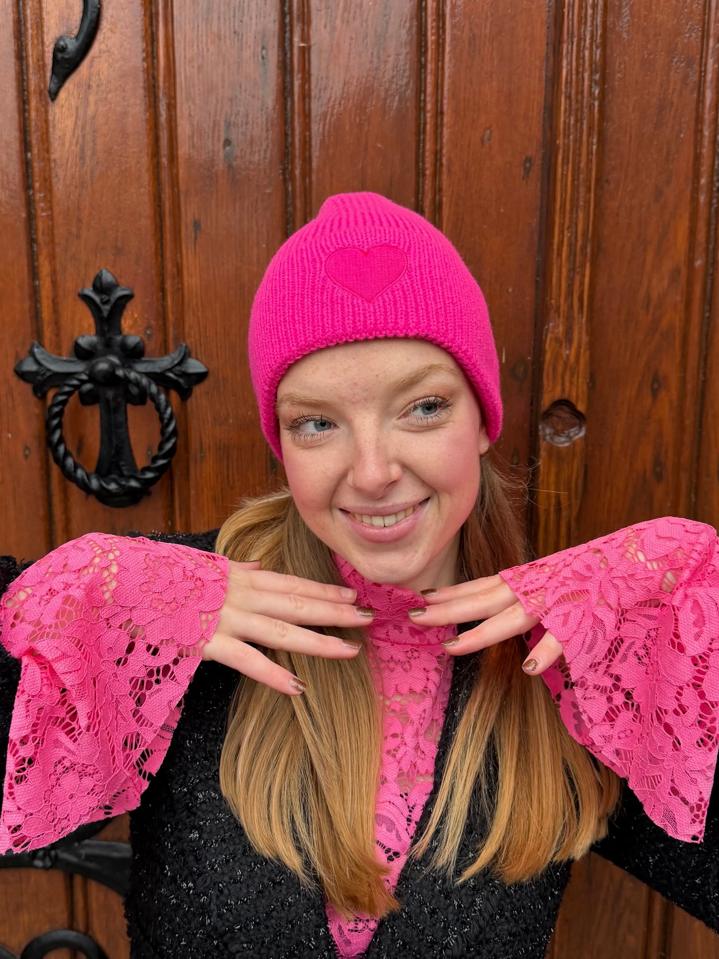 hartjes muts roze