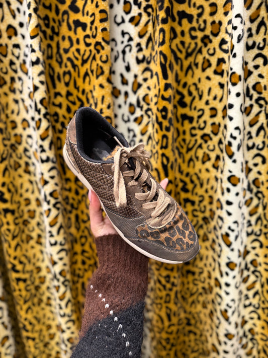 228-66 Trendone sneakers maat 39